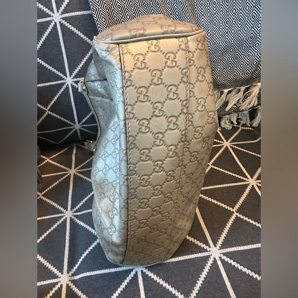 Gucci Guccissima Sukey Champagne Leather Tote Bag with Embossed GGs - Picture 15 of 15